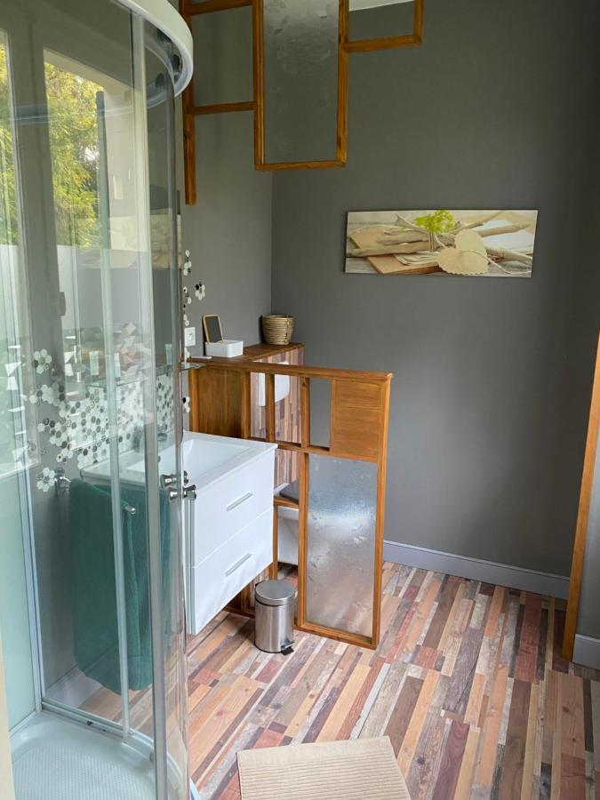 Les Genebruyeres - L'Histoire D'Un Reve Bed & Breakfast Aubigny-sur-Nère Eksteriør bilde